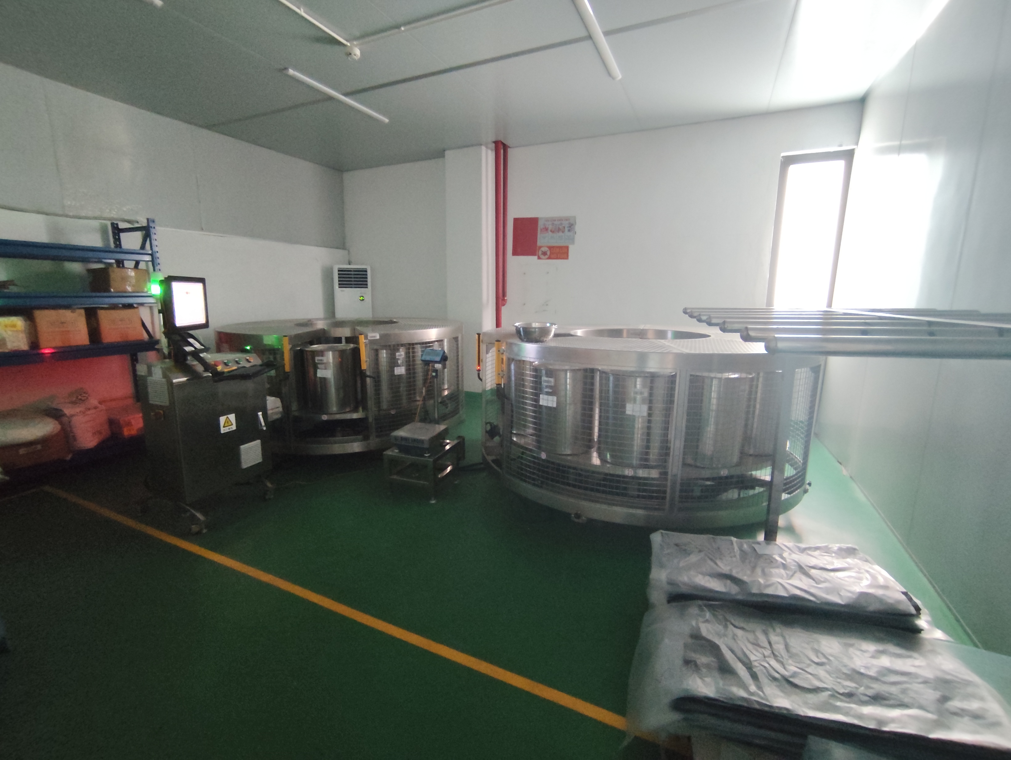 Centrifuge machine